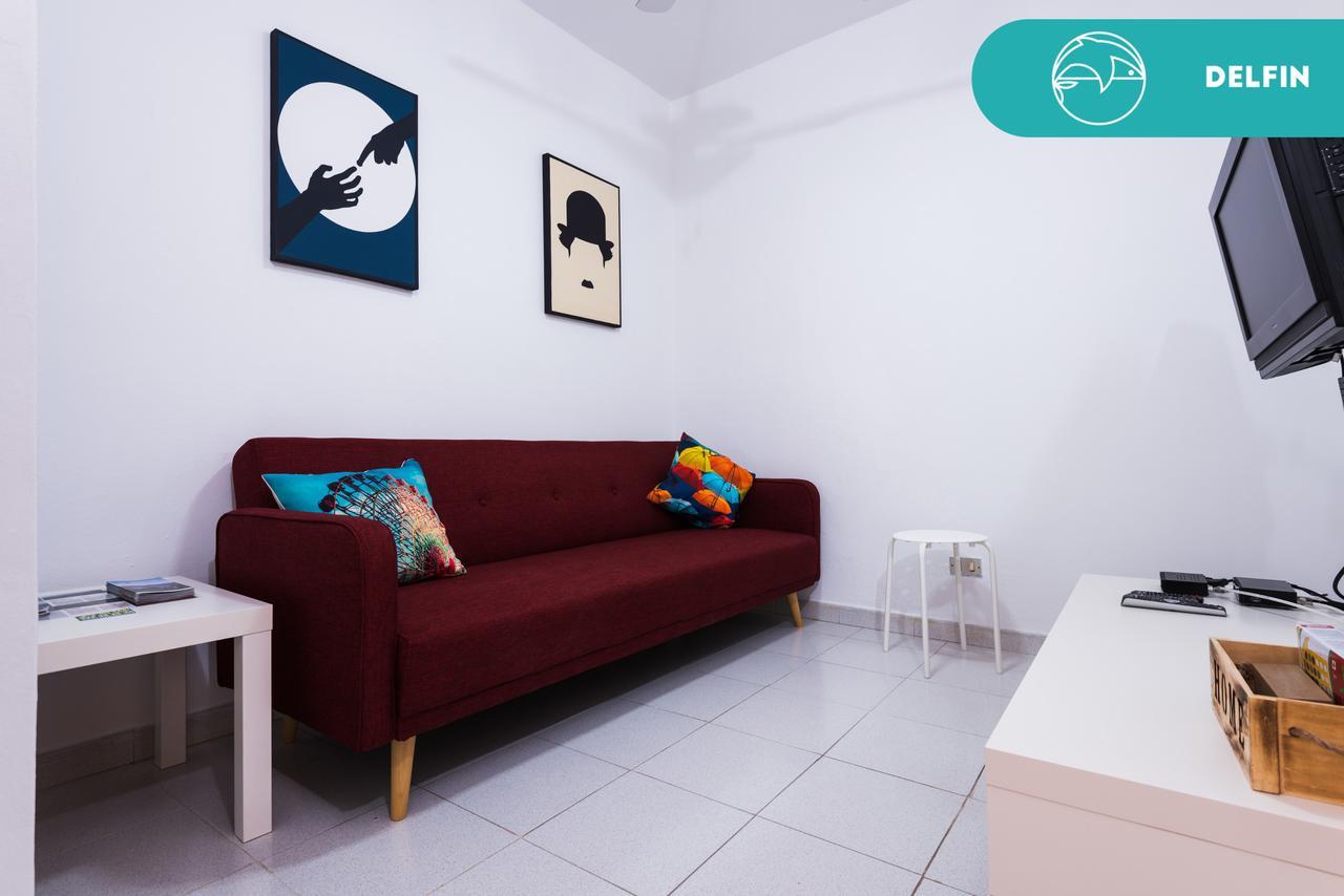 Fronton Whale Apartamentos Galdar Exterior photo